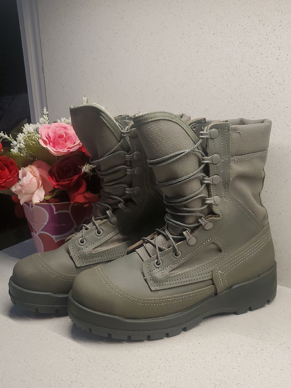 BELLEVILLE GORE-TEX Olive Green MILITARY Boots with Gray Interior (sz 7.5)
